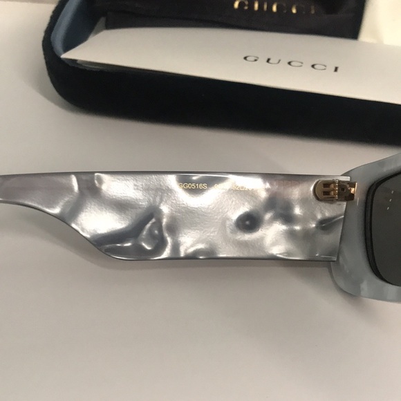 New Authentic Gucci GG0516S 002 Transparent Grey Square Silver Mirror Lens - Picture 10 of 15